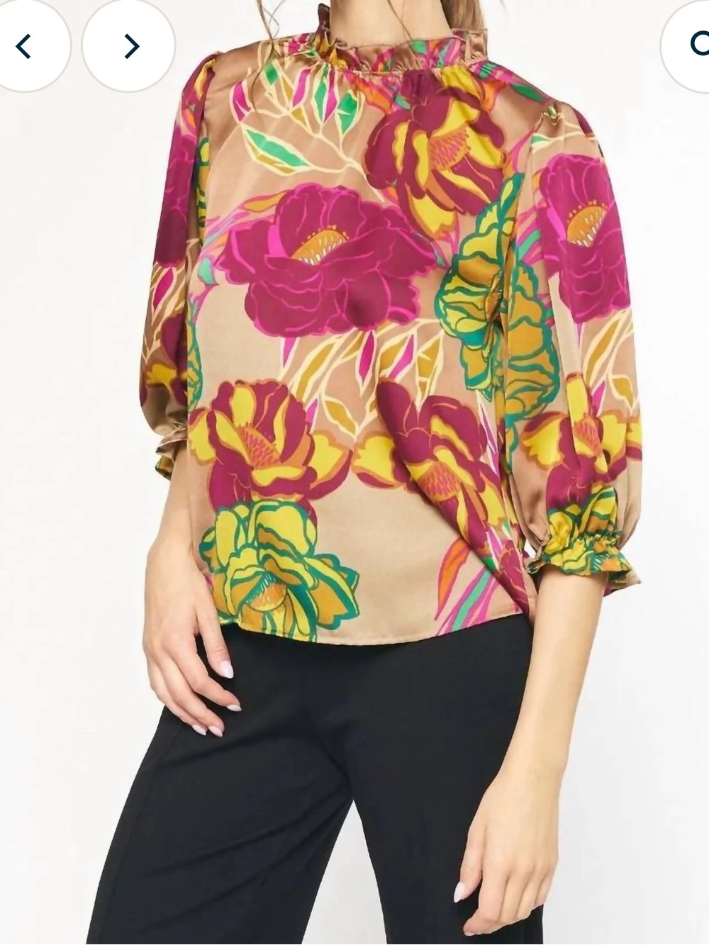 Entro floral blouse size small